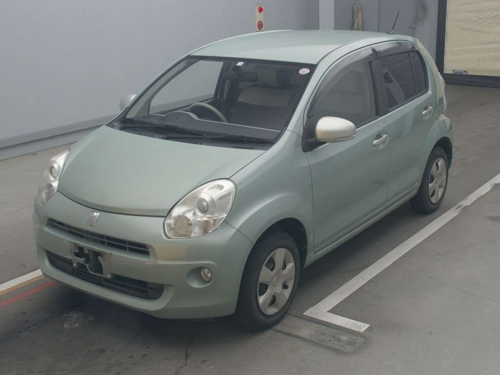 2010 Toyota Passo KGC30[0]