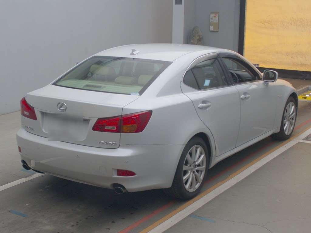 2007 Lexus IS GSE21[1]