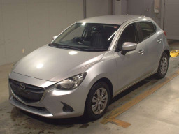 2017 Mazda Demio