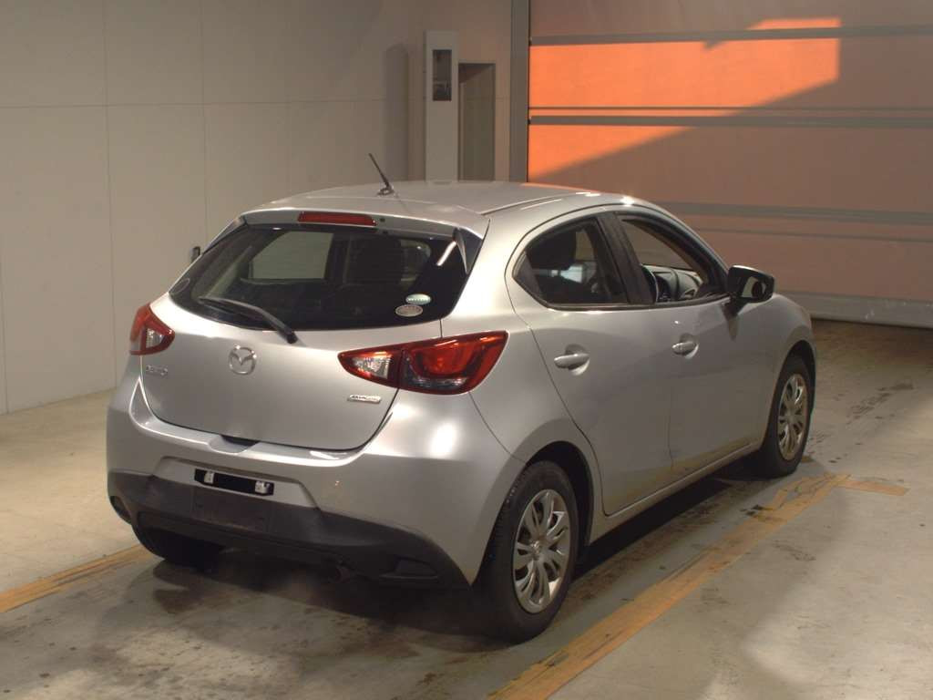 2017 Mazda Demio DJ3FS[1]