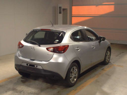 2017 Mazda Demio