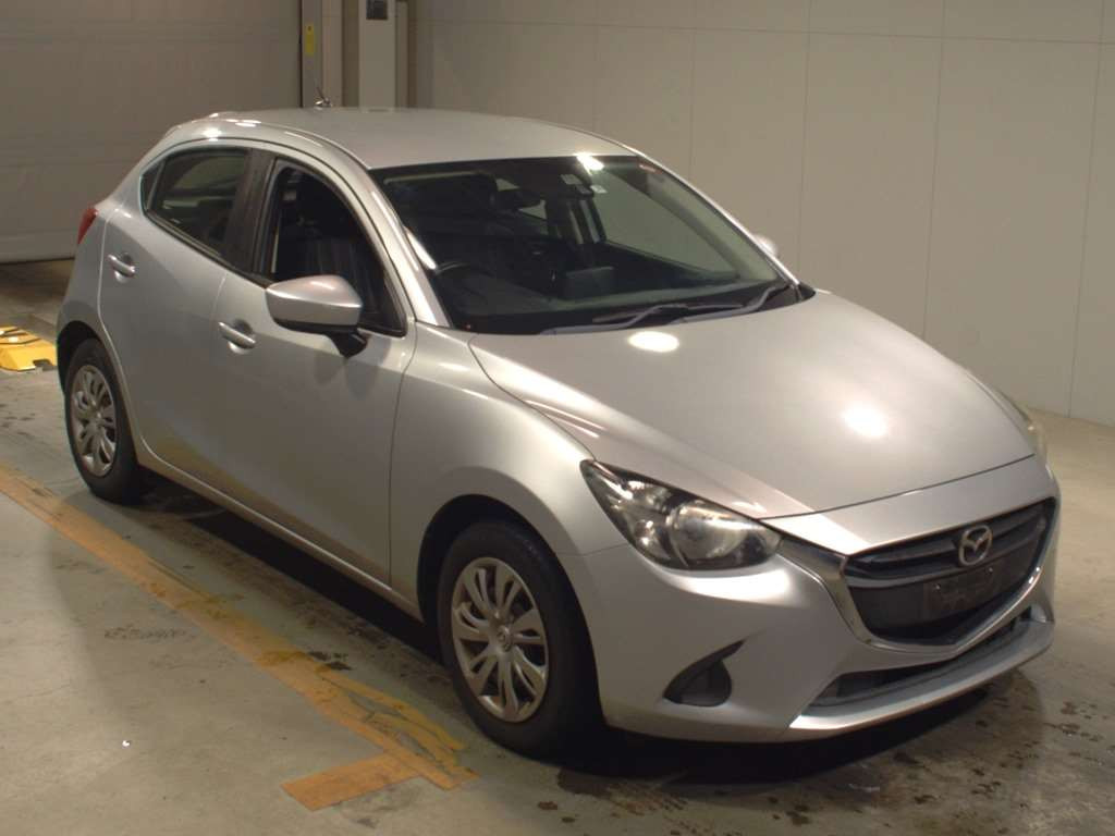 2017 Mazda Demio DJ3FS[2]