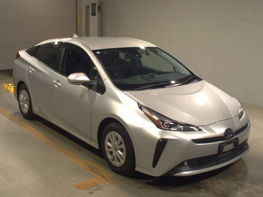 2020 Toyota Prius ZVW51[2]