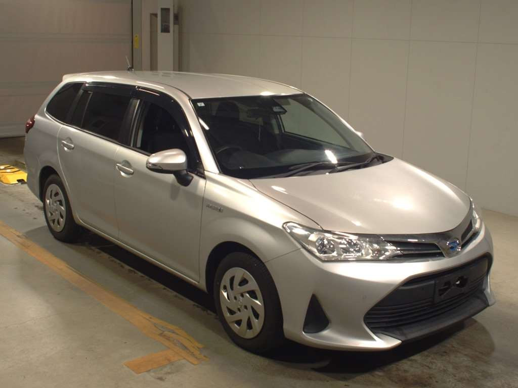 2019 Toyota Corolla Fielder NKE165G[2]