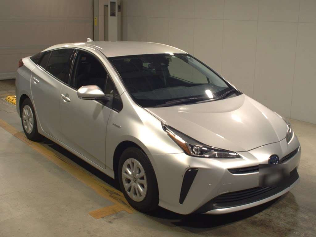 2019 Toyota Prius ZVW51[2]