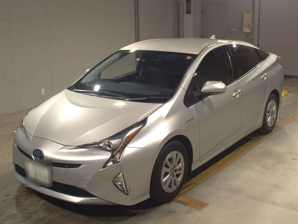 2018 Toyota Prius ZVW50[0]