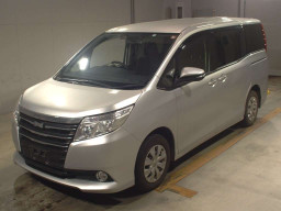 2015 Toyota Noah