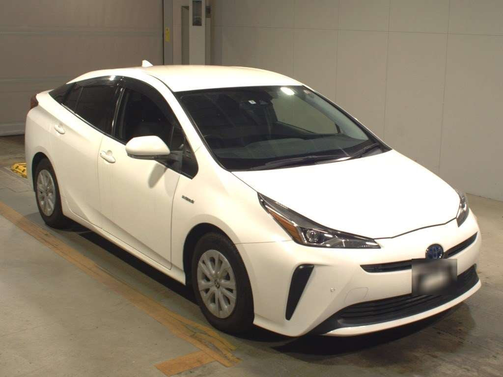 2019 Toyota Prius ZVW51[2]