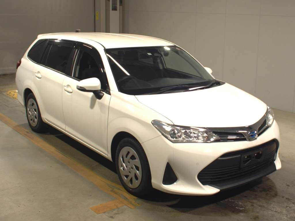 2021 Toyota Corolla Fielder NKE165G[2]