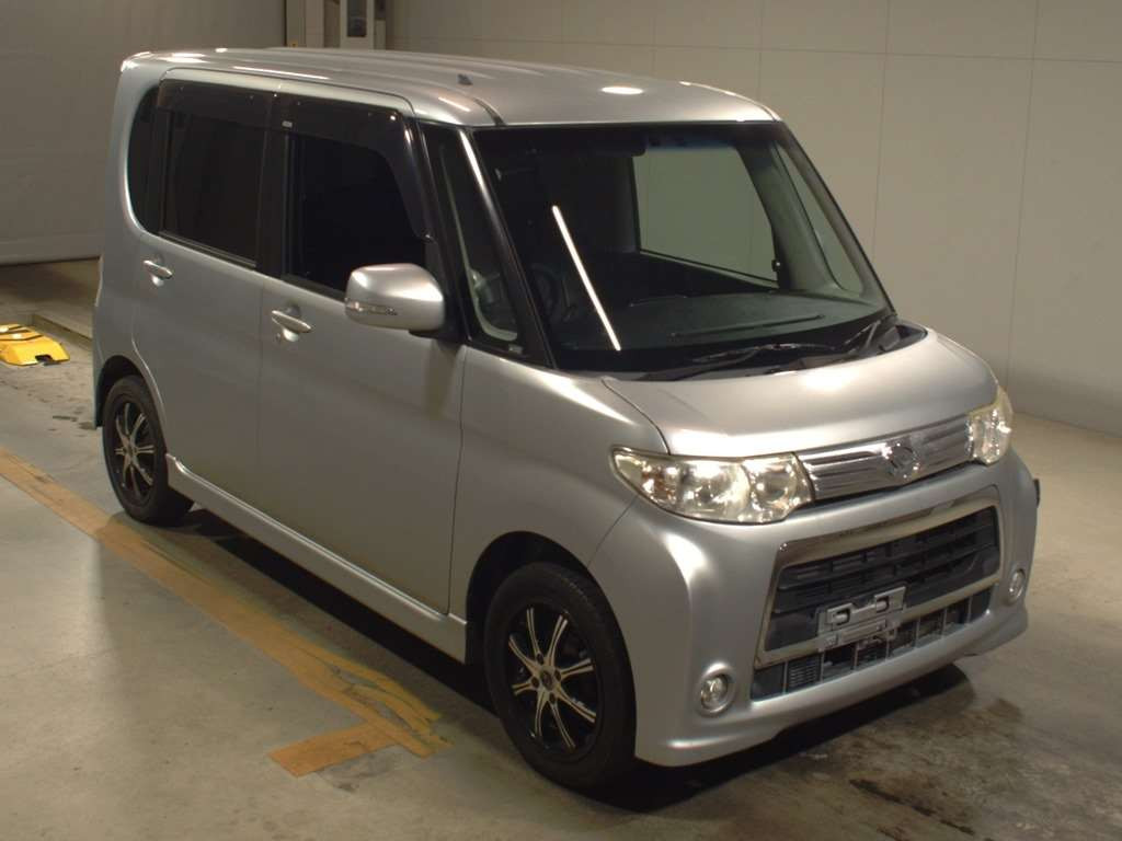 2011 Daihatsu Tanto Custom L375S[2]