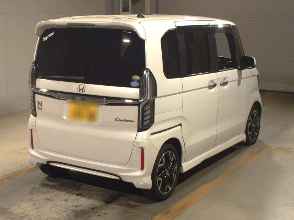 2018 Honda N-BOX CUSTOM JF3[1]