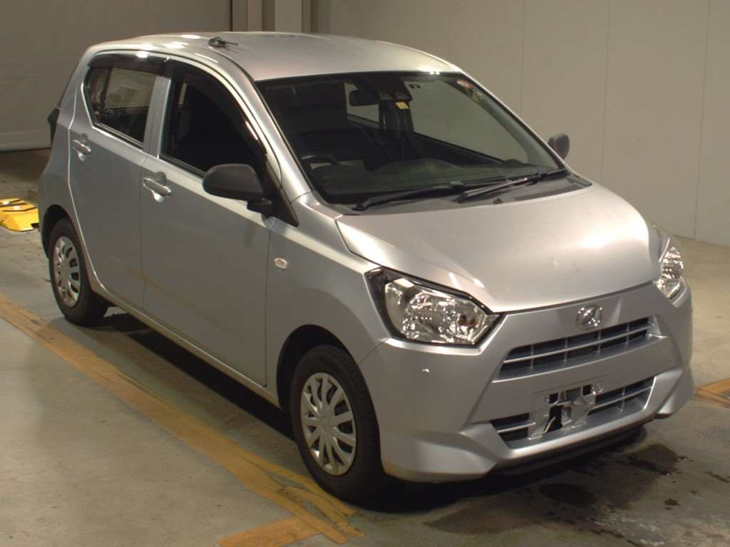 2019 Daihatsu Mira es LA350S[2]