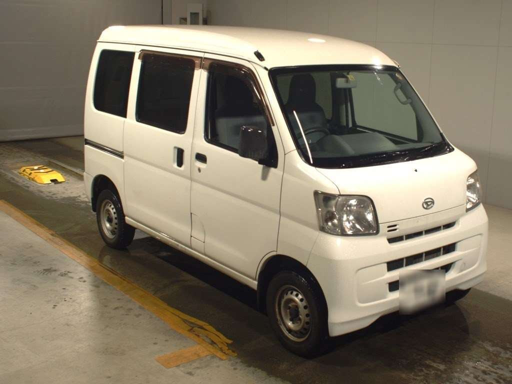 2014 Daihatsu Hijet Cargo S321V[2]