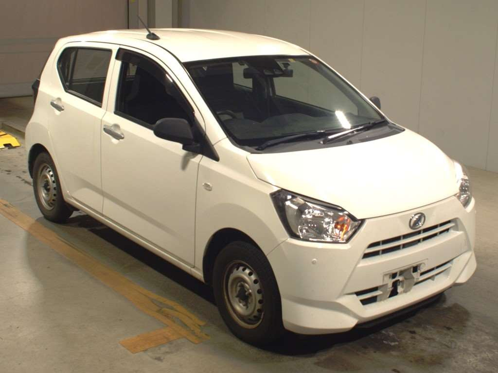 2019 Daihatsu Mira es LA350S[2]