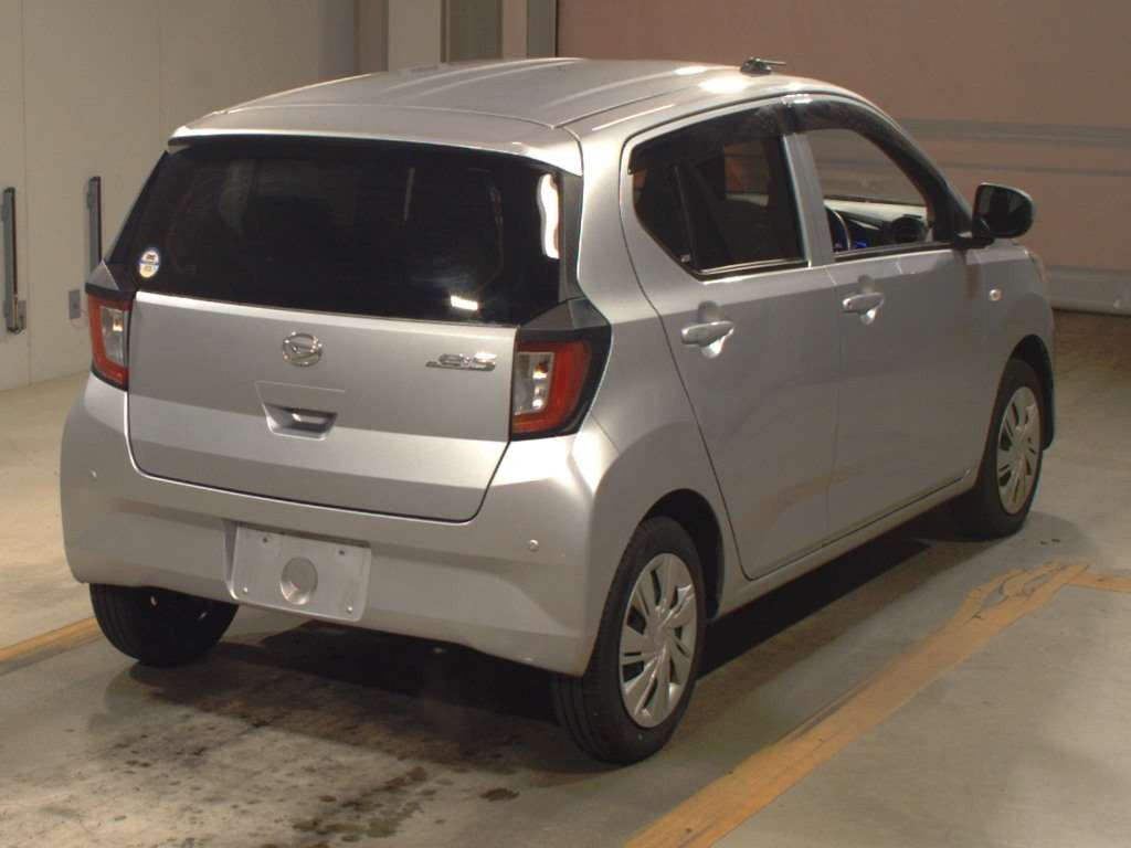 2021 Daihatsu Mira es LA350S[1]