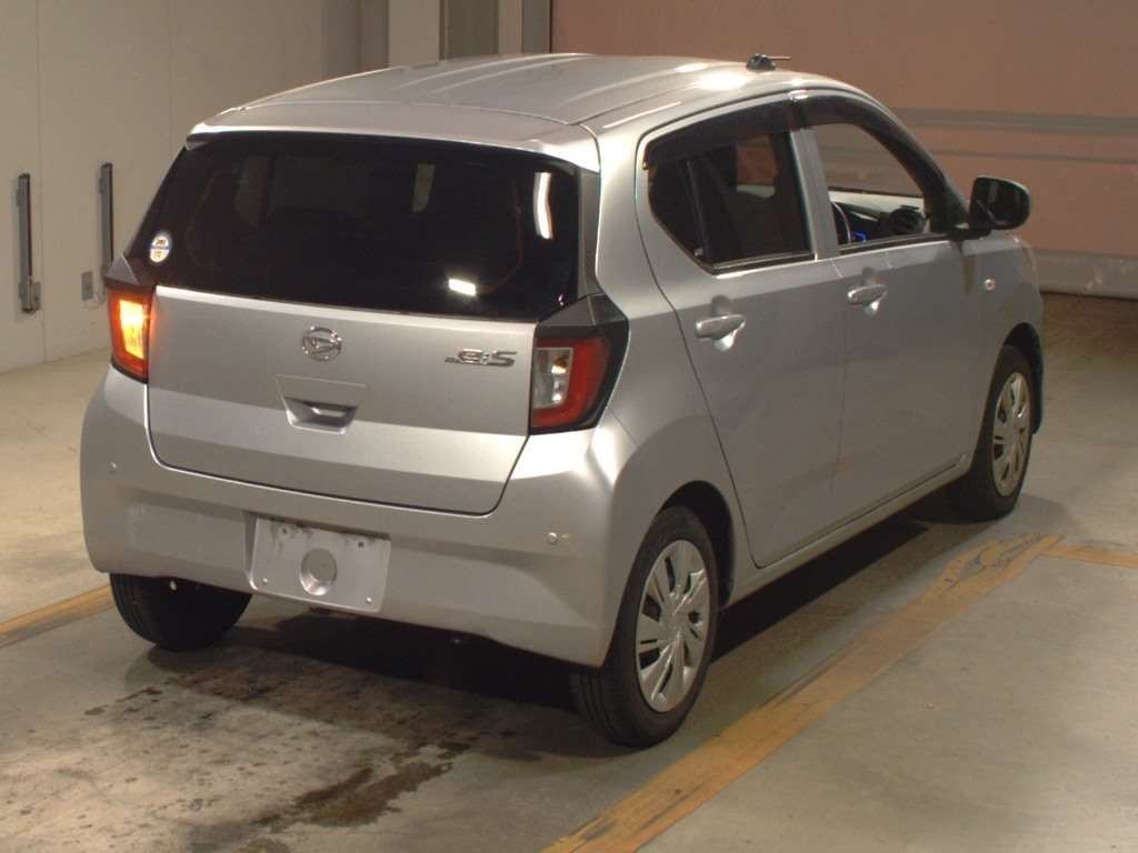 2021 Daihatsu Mira es LA350S[1]