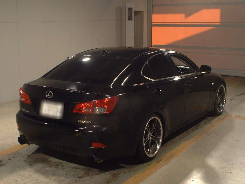 2008 Lexus IS GSE20[1]