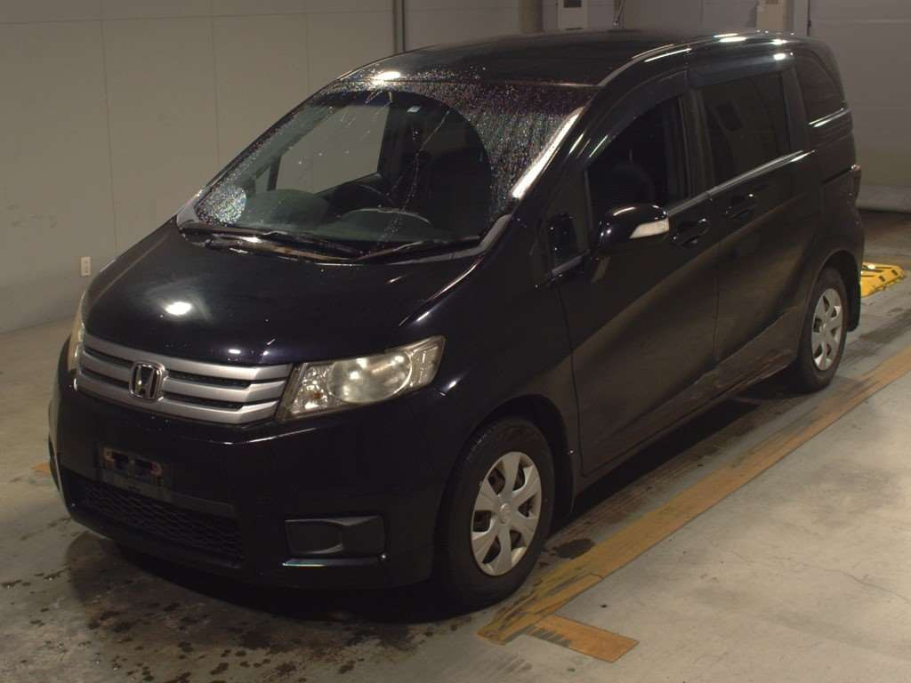 2011 Honda Freed Spike GB3[0]