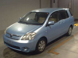 2010 Toyota Raum