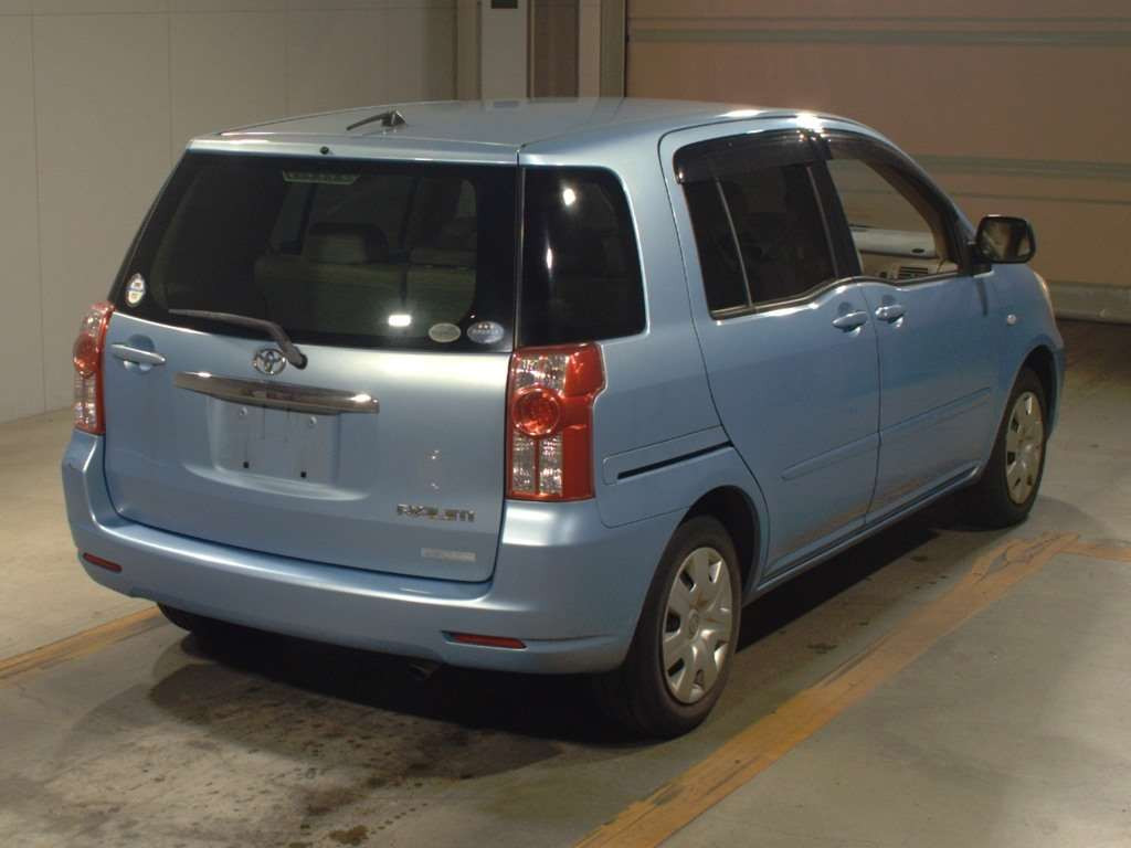 2010 Toyota Raum NCZ20[1]