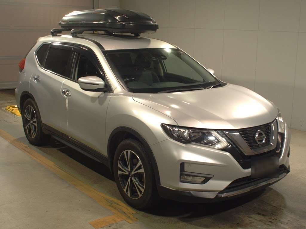 2017 Nissan X-Trail NT32[2]