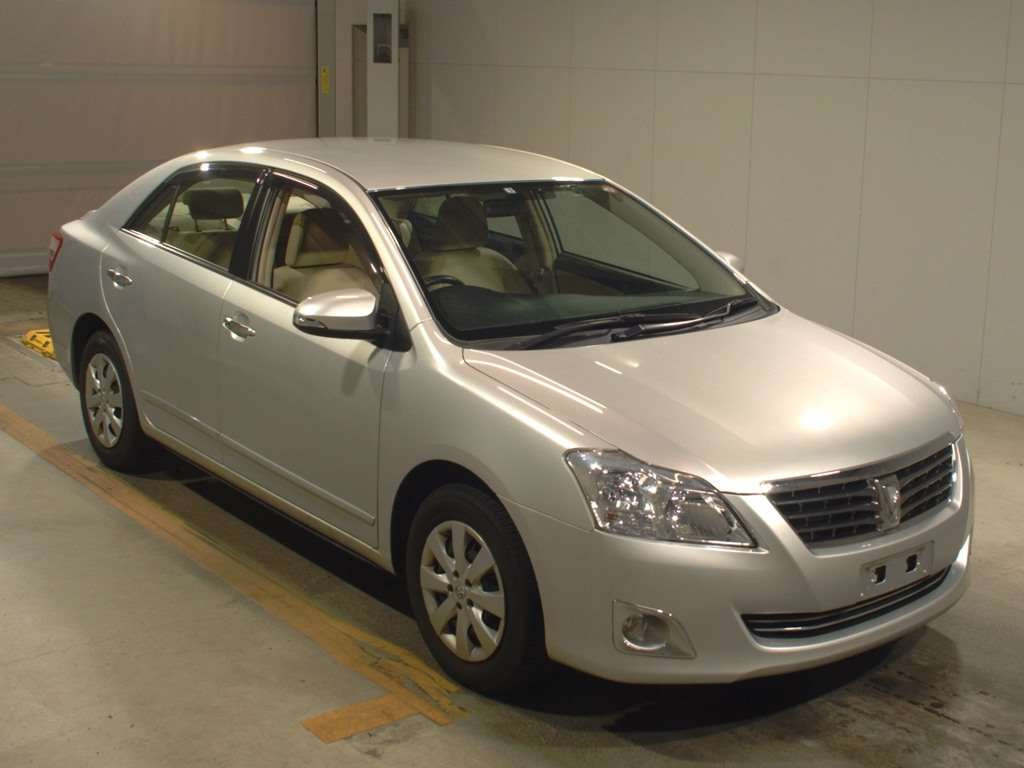 2013 Toyota Premio ZRT261[2]