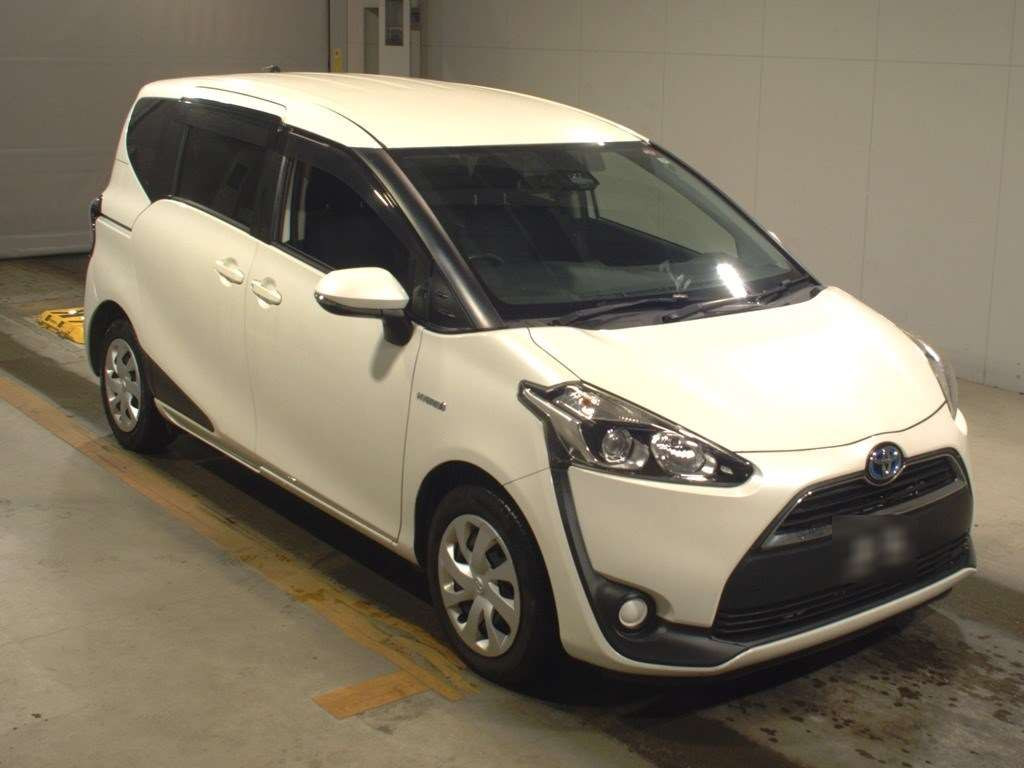 2017 Toyota Sienta NHP170G[2]