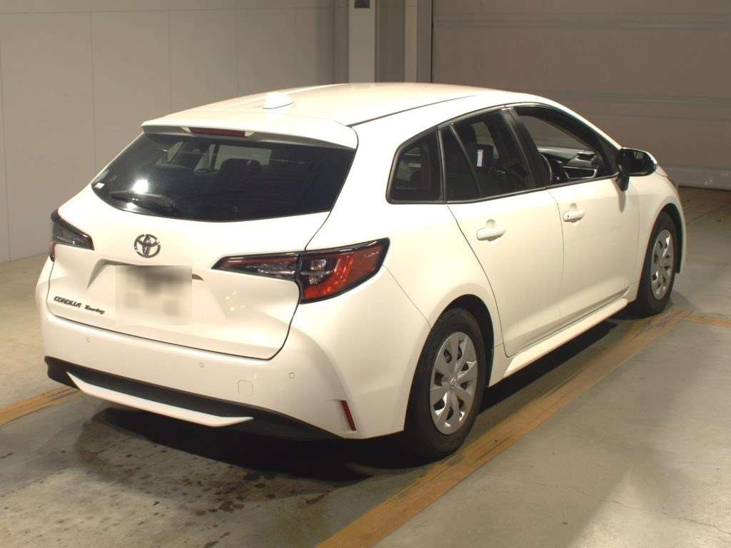 2019 Toyota Corolla Touring Wagon ZRE212W[1]