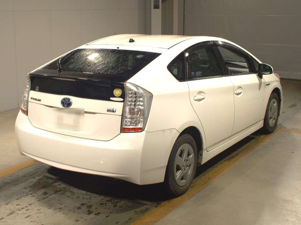 2011 Toyota Prius ZVW30[1]