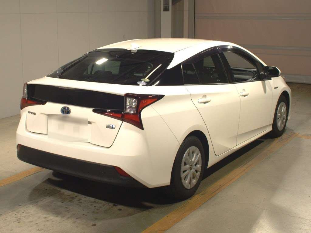 2019 Toyota Prius ZVW51[1]