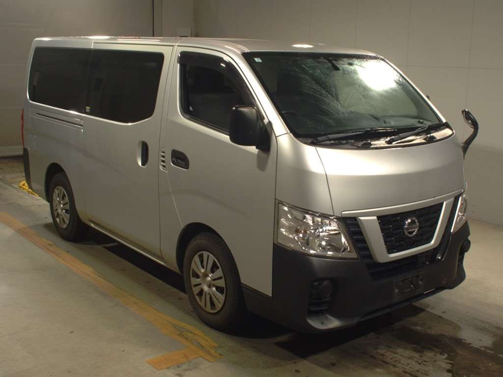 2019 Nissan NV350 CARAVAN VAN VR2E26[2]