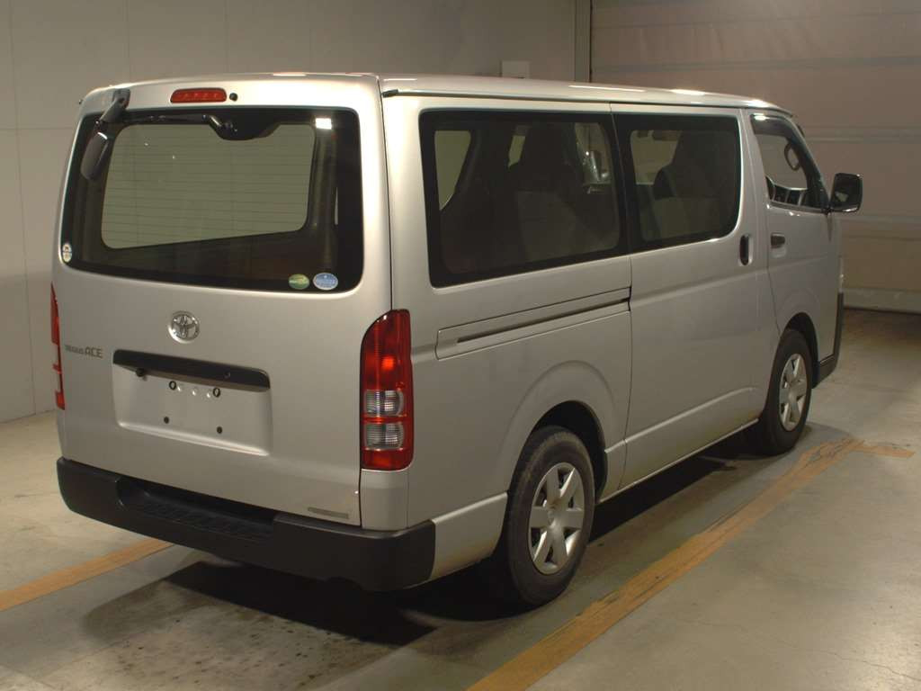 2019 Toyota Regiusace Van GDH201V[1]