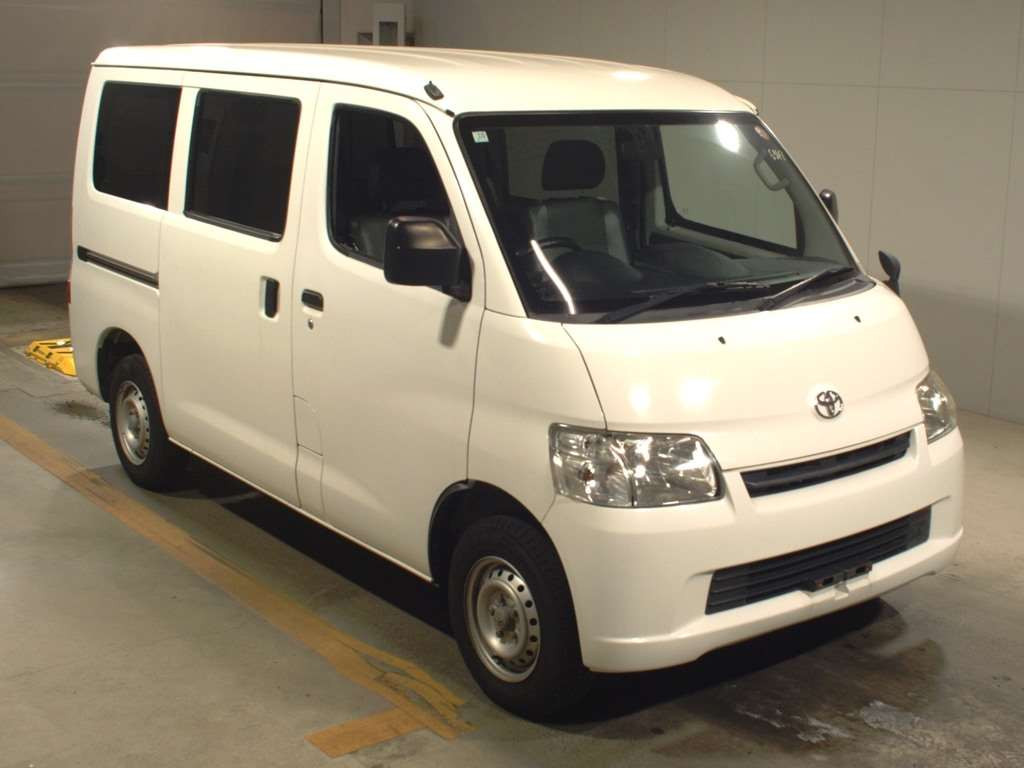 2019 Toyota Townace Van S402M[2]