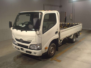 2018 Toyota Dyna Truck