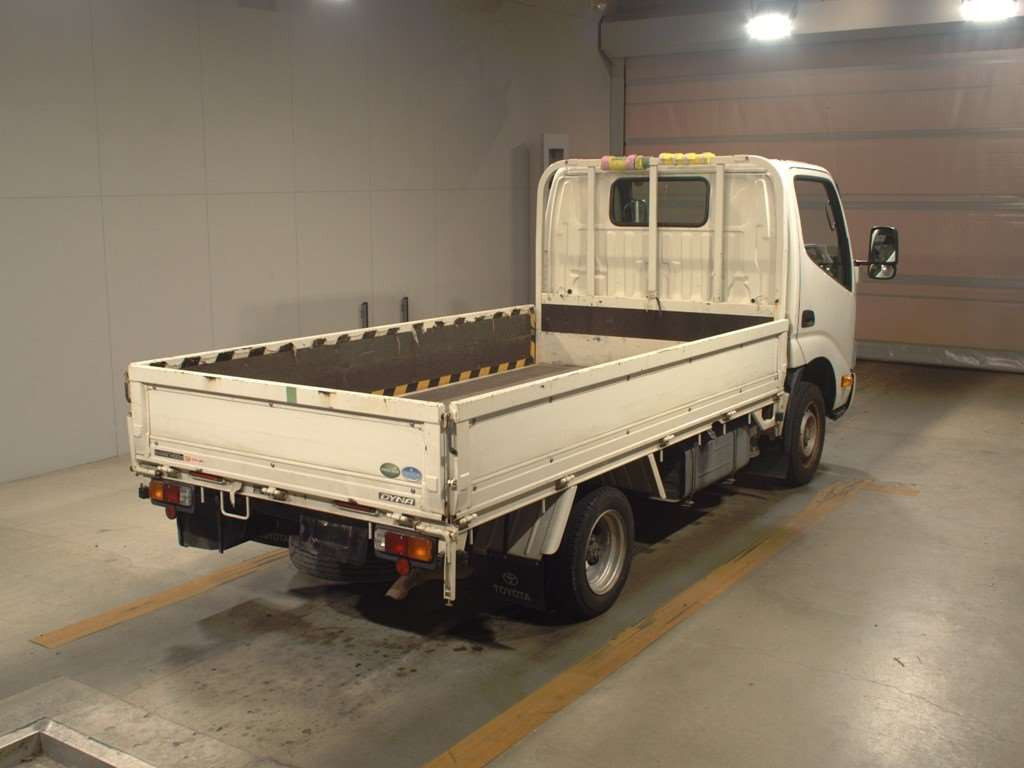 2018 Toyota Dyna Truck KDY231[1]