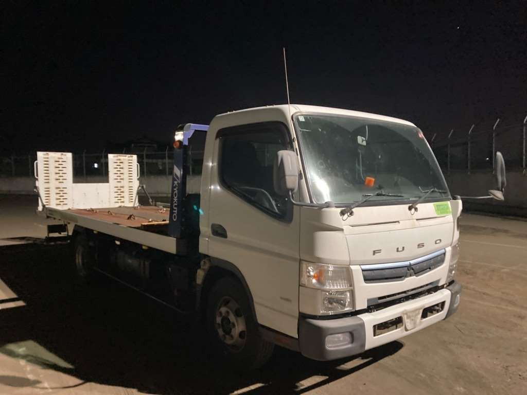 2017 Mitsubishi Fuso Canter FEB80[2]