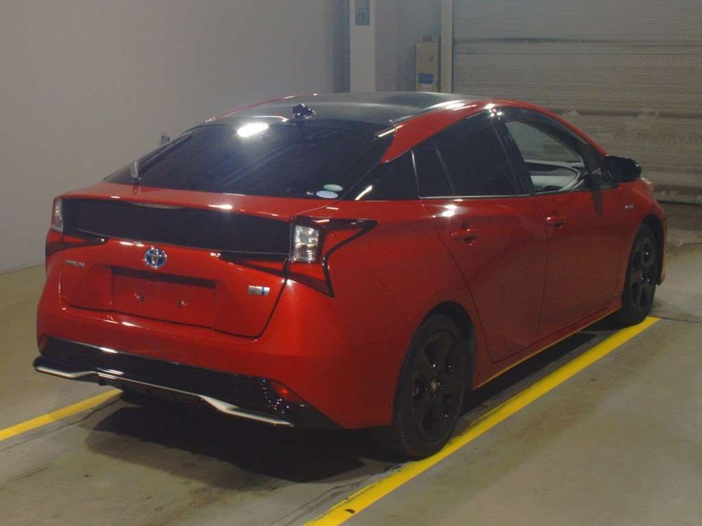 2019 Toyota Prius ZVW51[1]