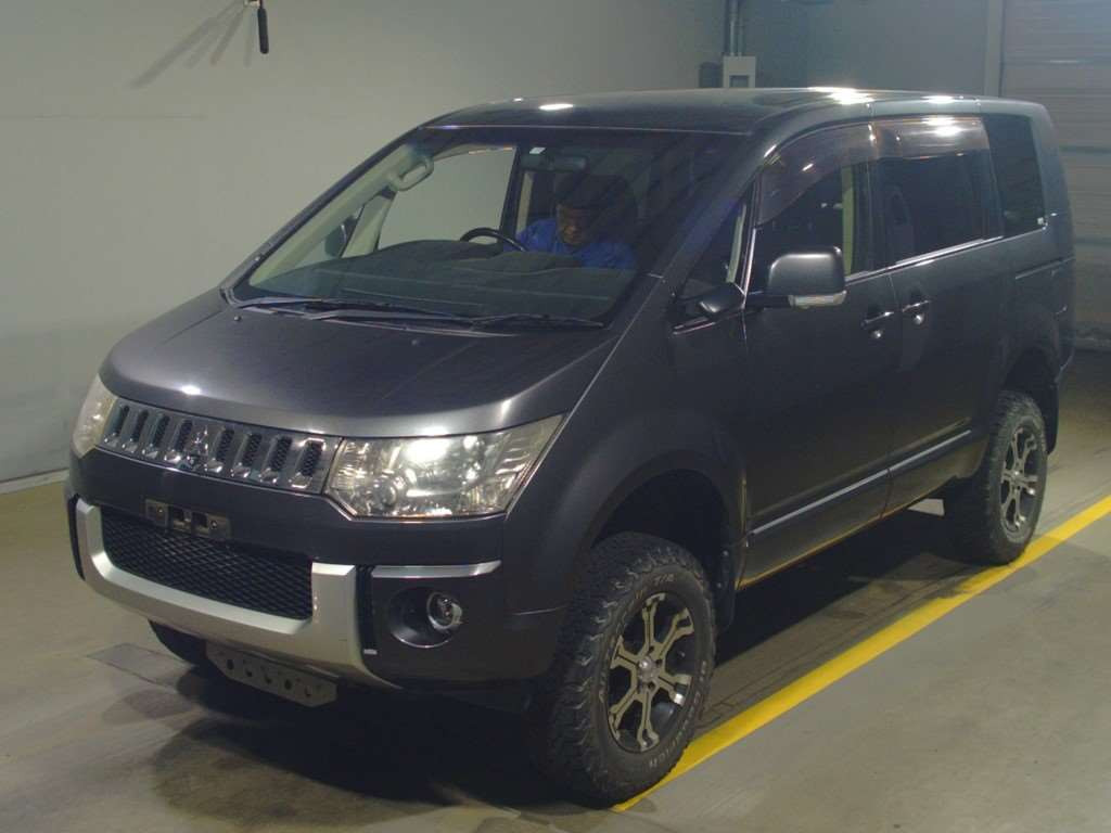 2013 Mitsubishi Delica D5 CV5W[0]