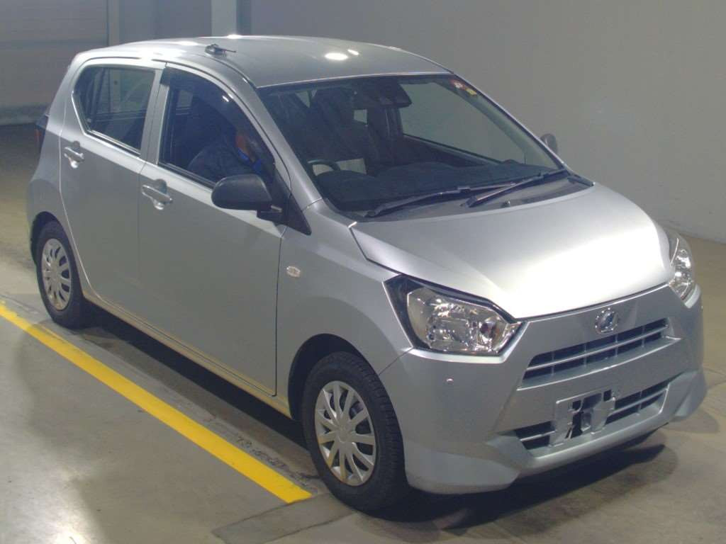 2019 Daihatsu Mira es LA350S[2]