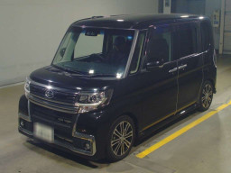 2018 Daihatsu Tanto Custom