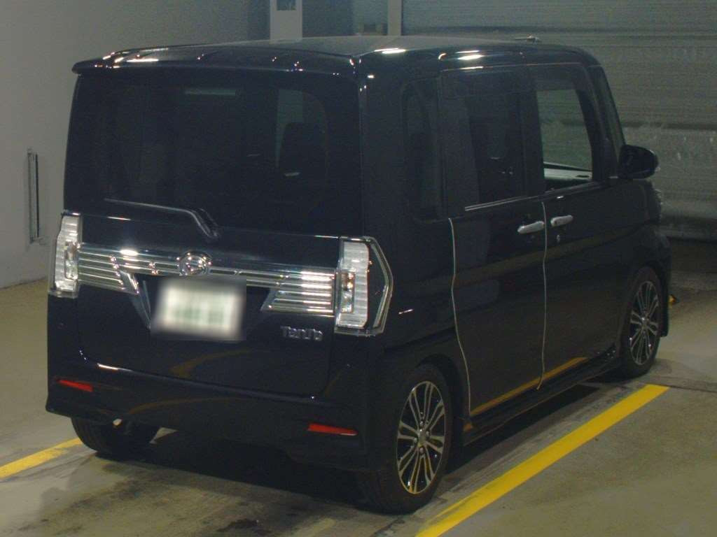 2018 Daihatsu Tanto Custom LA600S[1]