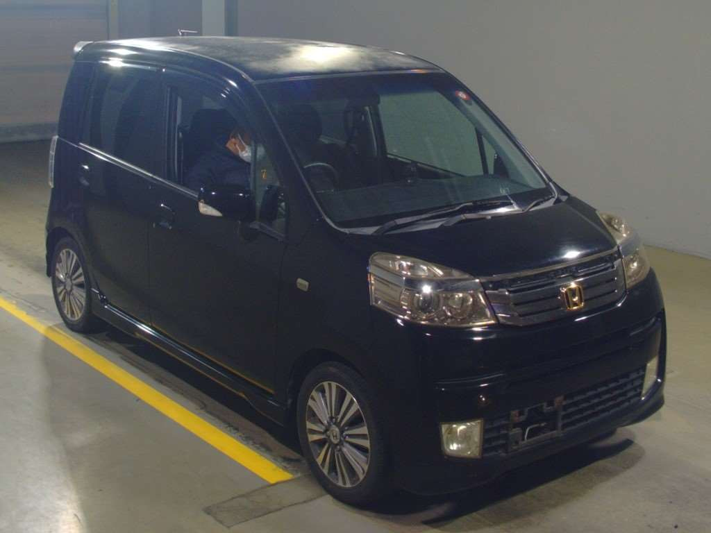 2011 Honda Life JC1[2]