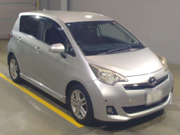 2010 Toyota Ractis