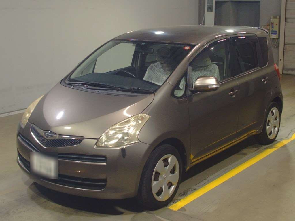 2006 Toyota Ractis NCP100[0]