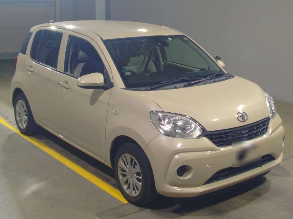 2018 Toyota Passo M700A[2]