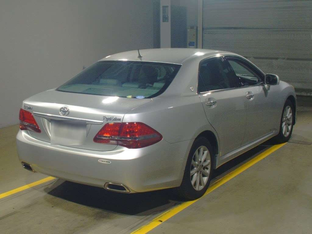 2008 Toyota Crown GRS200[1]