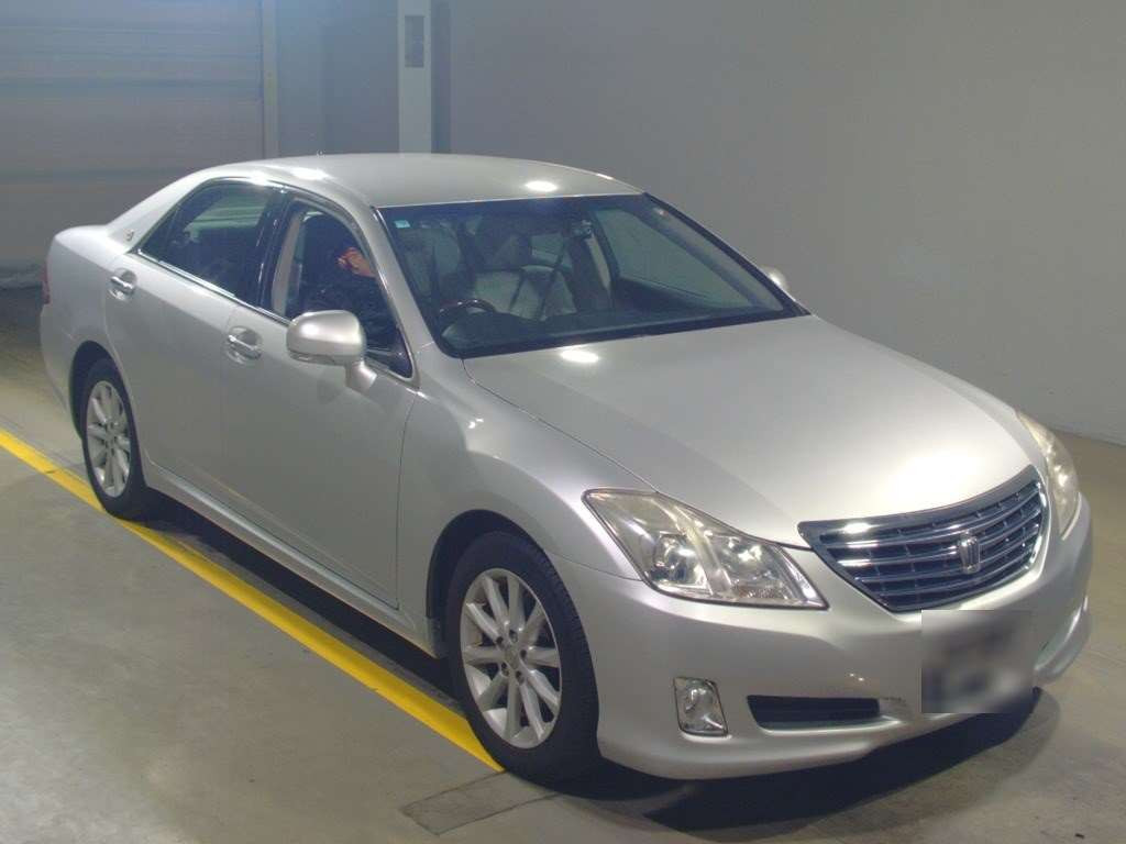 2008 Toyota Crown GRS200[2]