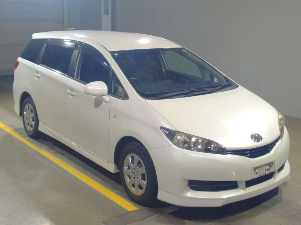 2010 Toyota Wish ZGE20G[2]