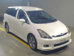 2003 Toyota Wish