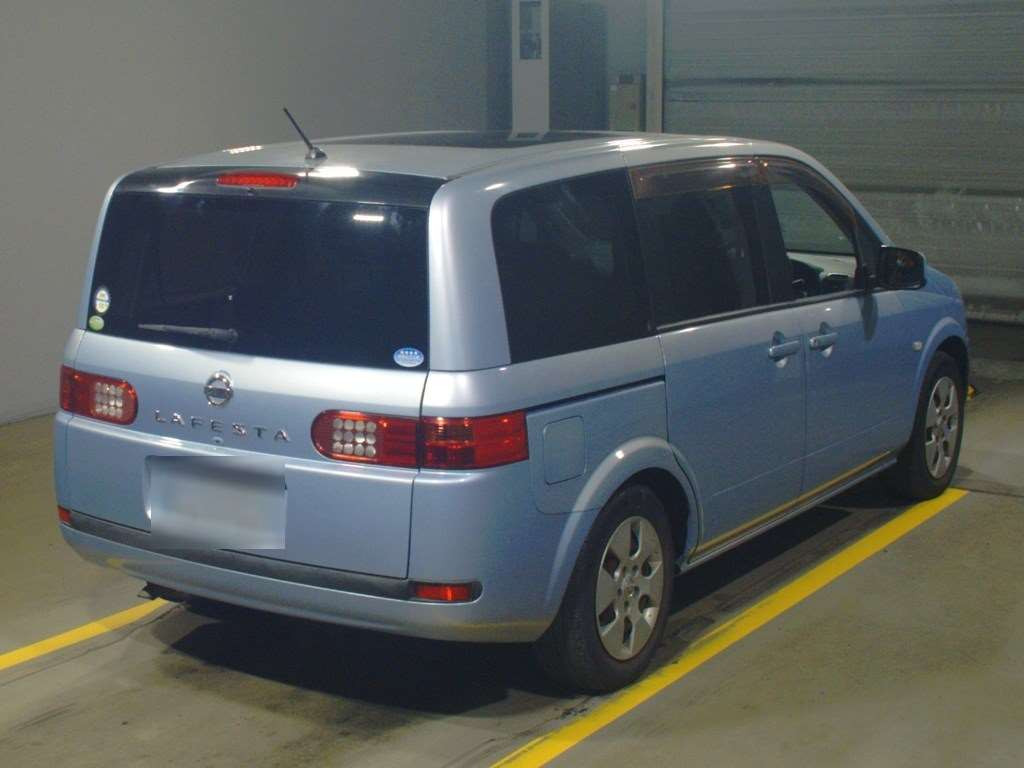 2006 Nissan Lafesta B30[1]